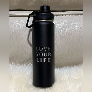 Lifetime water bottle new.